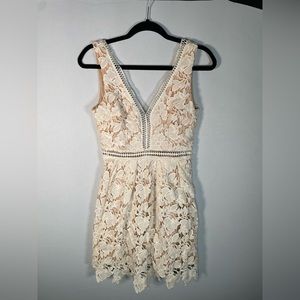 Romeo + Juliet Couture - short floral dress